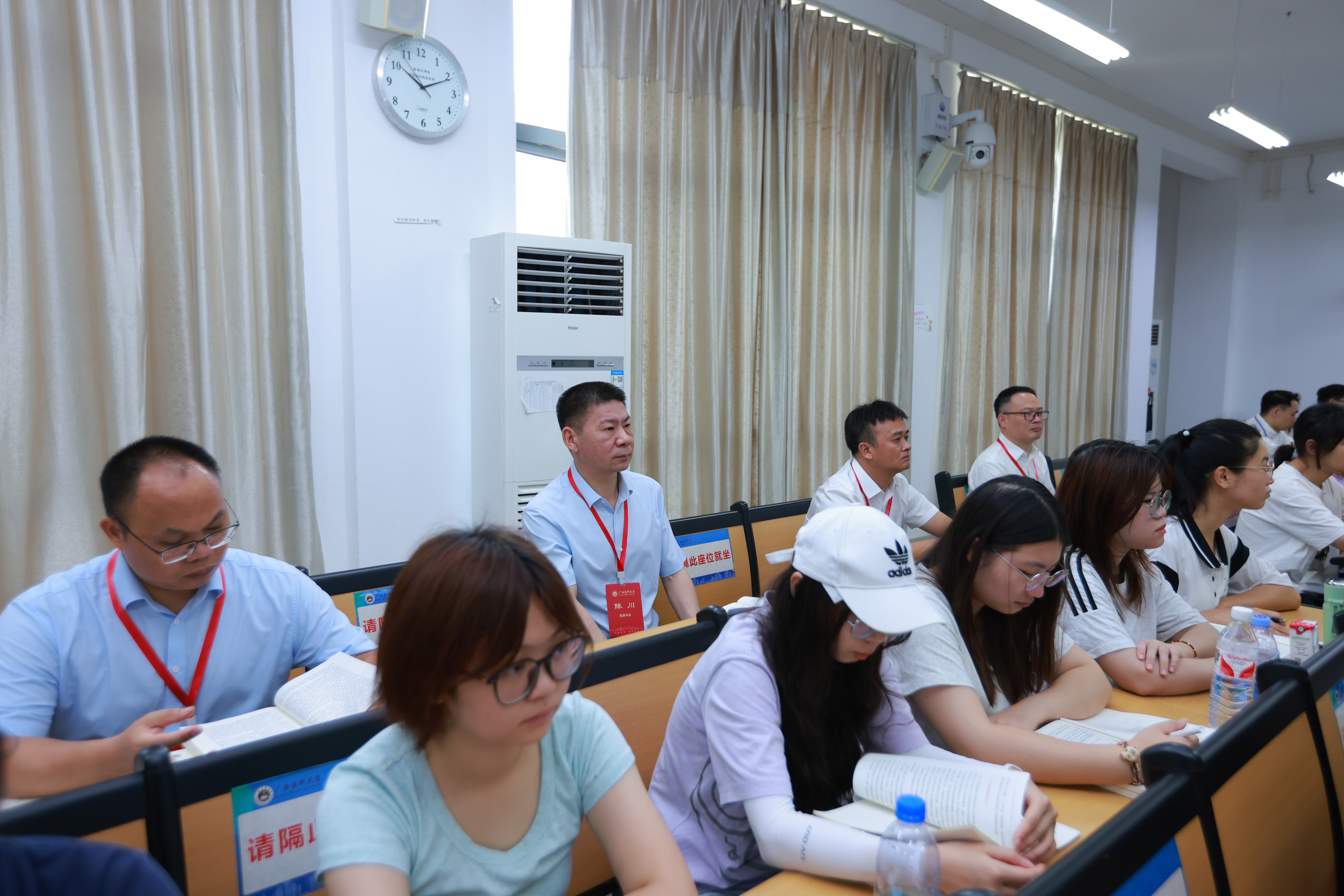 cde80b738bfee8889e6ef943a7edee1b.jpg BET体育365登录入口